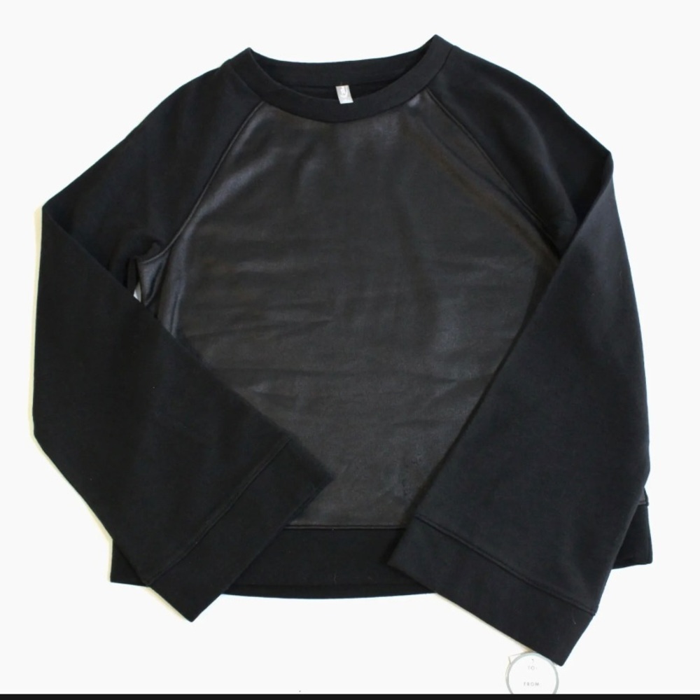 New‎ with Tags
MTA Sport
Crew Neck
Women's Size Small